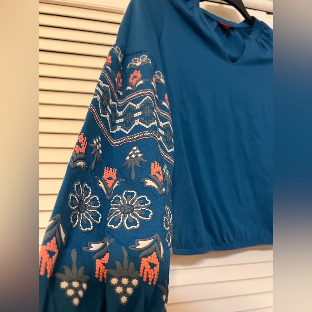 Rock & Roll Cowgirl Shirt Womens Size Small Embroidered Long Sleeve